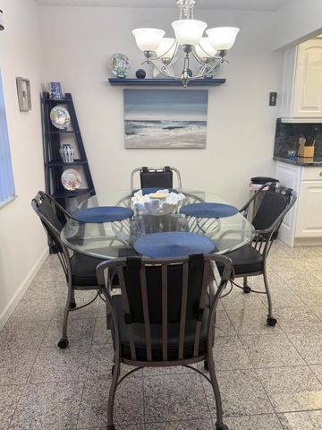 146 Somerset H 146, West Palm Beach, FL 33417