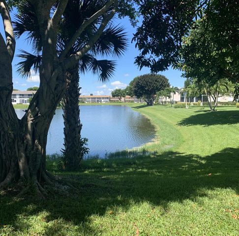 146 Somerset H 146, West Palm Beach, FL 33417