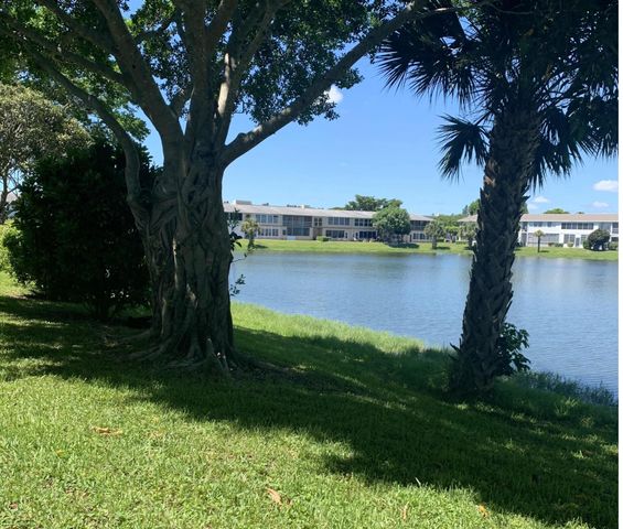 146 Somerset H 146, West Palm Beach, FL 33417