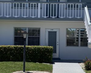 146 Somerset H 146, West Palm Beach, FL 33417