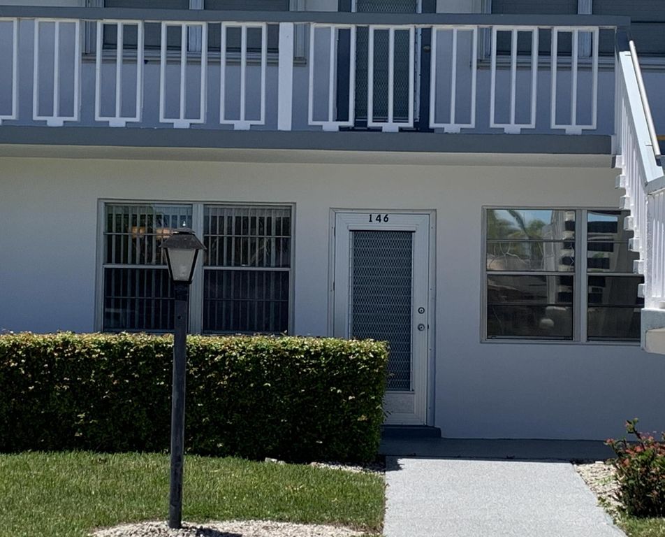 146 Somerset H 146, West Palm Beach, FL 33417