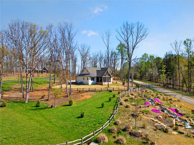 102 Waterfall Overlook Way, Easley, SC 29640