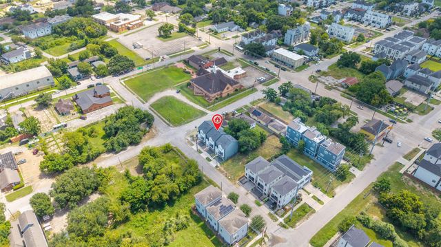 2618 Mcllhenny Street, Houston, TX 77004