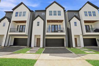 2618 Mcllhenny Street, Houston, TX 77004