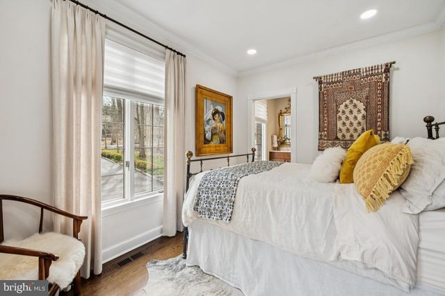 17 MANNING LN, Cherry Hill, NJ 08003