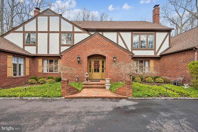 17 MANNING LN, Cherry Hill, NJ 08003