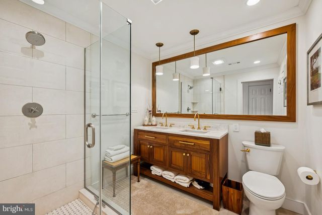 17 MANNING LN, Cherry Hill, NJ 08003