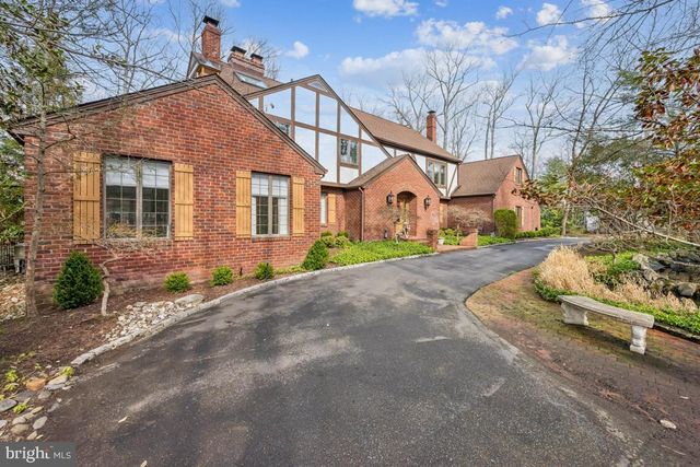 17 MANNING LN, Cherry Hill, NJ 08003