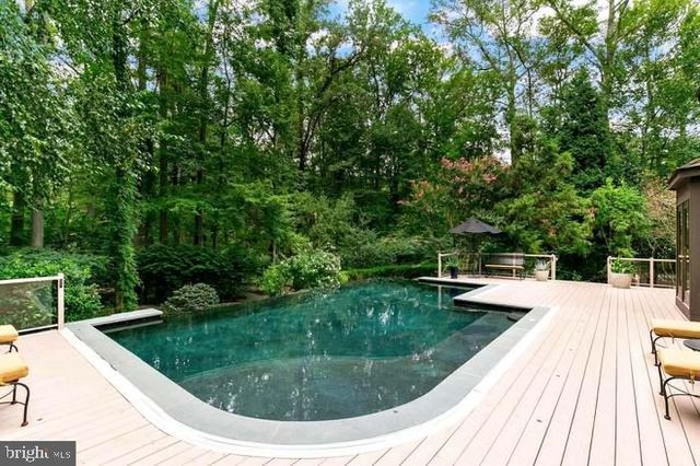 17 MANNING LN, Cherry Hill, NJ 08003