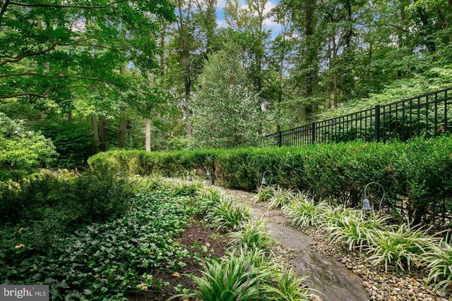 17 MANNING LN, Cherry Hill, NJ 08003