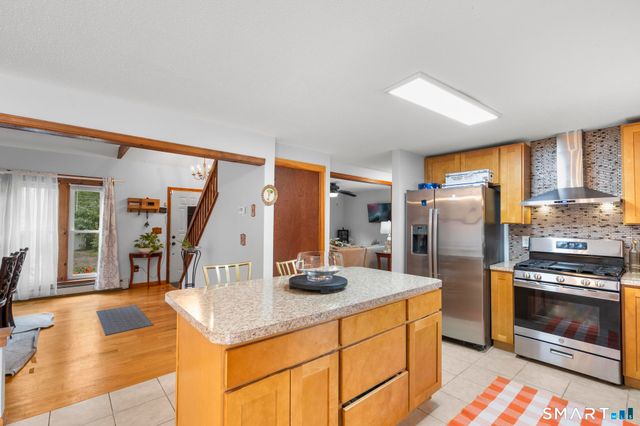 172 Andrew Avenue, Naugatuck, CT 06770