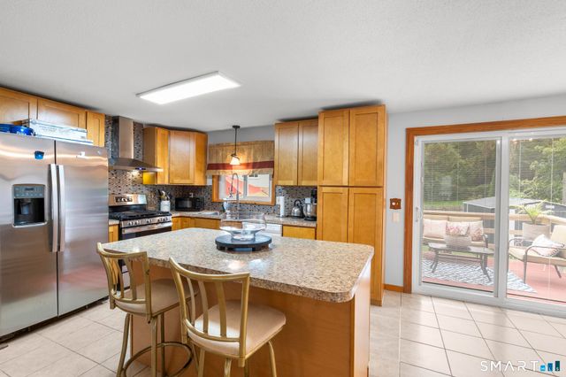 172 Andrew Avenue, Naugatuck, CT 06770