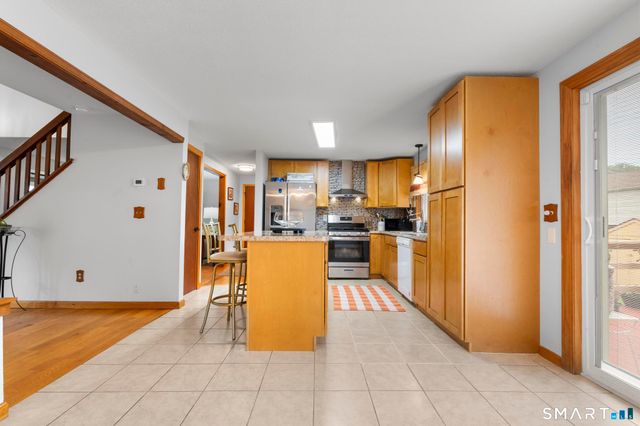 172 Andrew Avenue, Naugatuck, CT 06770