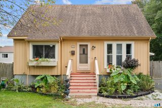 172 Andrew Avenue, Naugatuck, CT 06770