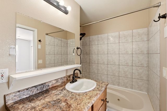 10609 S Degray Ln, Spokane, WA 99224