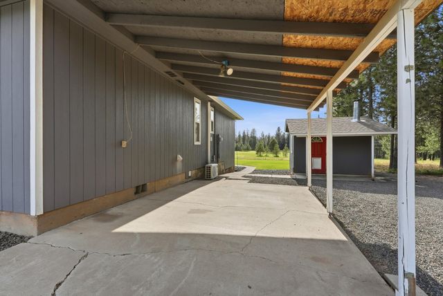 10609 S Degray Ln, Spokane, WA 99224