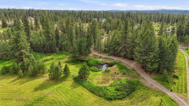10609 S Degray Ln, Spokane, WA 99224
