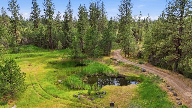 10609 S Degray Ln, Spokane, WA 99224