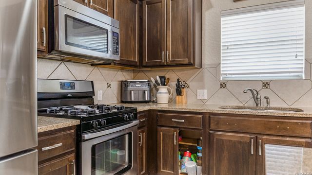 11839 Jasmine Way, San Antonio, TX 78253