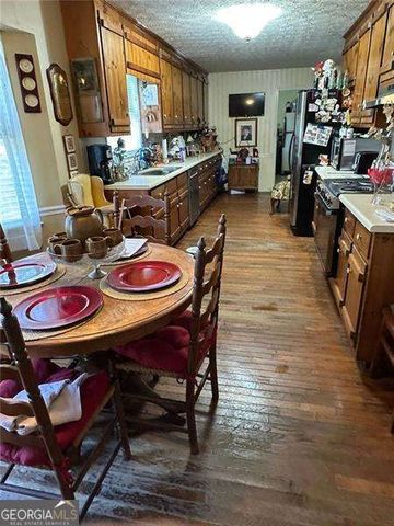 209 PARKVIEW Drive, Cartersville, GA 30120