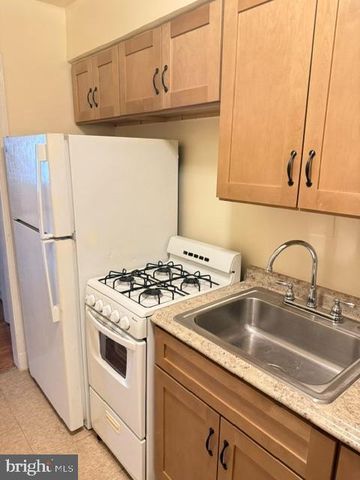 3014 MASSACHUSETTS AVE SE, Washington, DC 20019