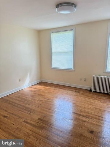 3014 MASSACHUSETTS AVE SE, Washington, DC 20019