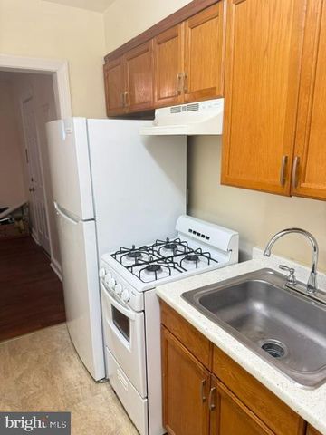 3014 MASSACHUSETTS AVE SE, Washington, DC 20019