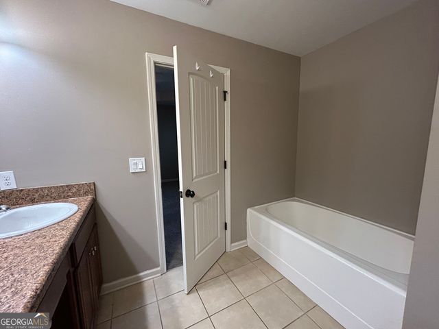 607 Summit Point, Canton, GA 30114