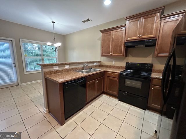 607 Summit Point, Canton, GA 30114