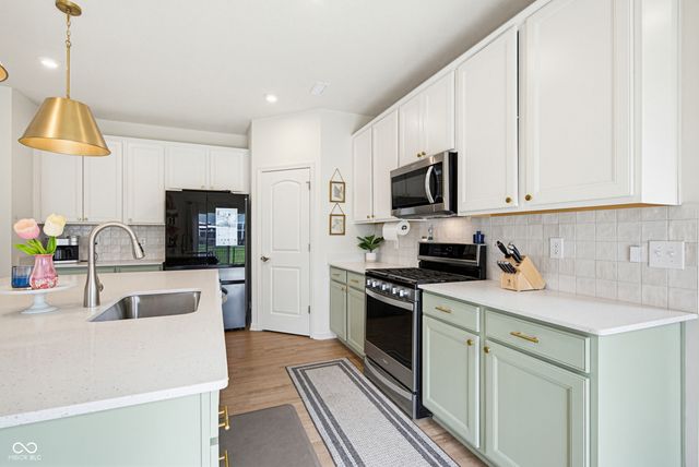 7325 Firestone Road, Whitestown, IN 46075