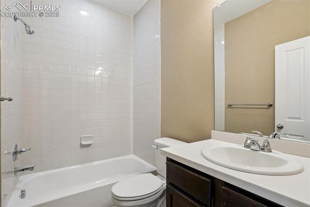 960 Fire Rock Place, Colorado Springs, CO 80921