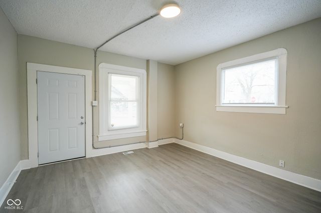 2343 E Adams Street, Indianapolis, IN 46218