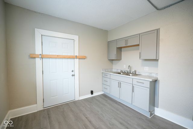 2343 E Adams Street, Indianapolis, IN 46218