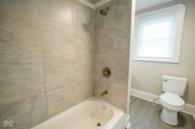 2343 E Adams Street, Indianapolis, IN 46218