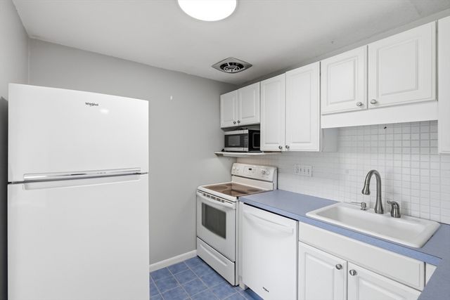 300 Park Terrace Drive 358, Stoneham, MA 02180
