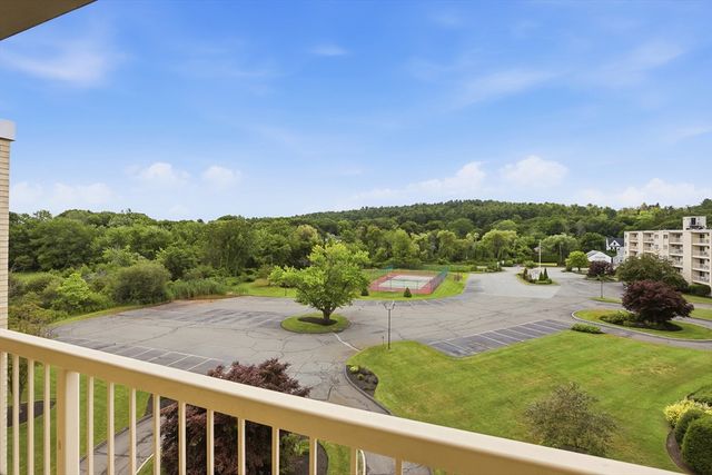 300 Park Terrace Drive 358, Stoneham, MA 02180