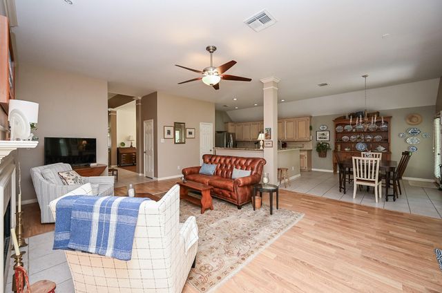 15423 Coral Leaf Trail, Cypress, TX 77433