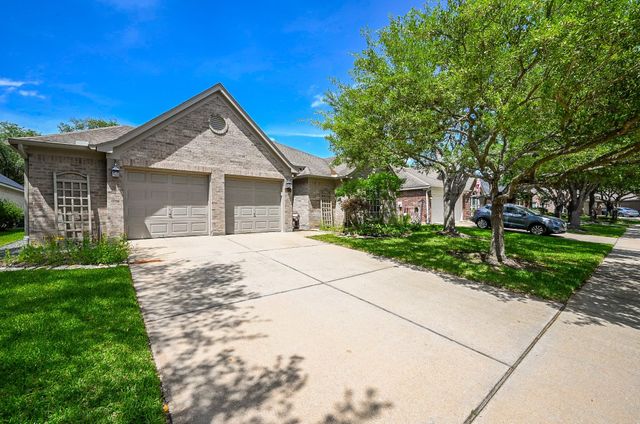 15423 Coral Leaf Trail, Cypress, TX 77433