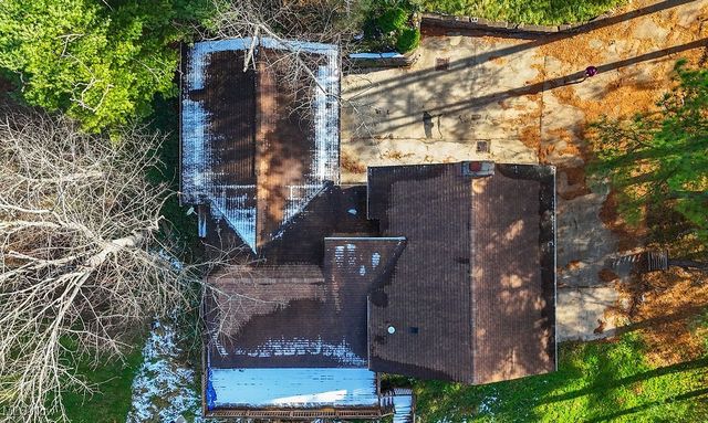 240 Woodland Acres Road, Marietta, OH 45750