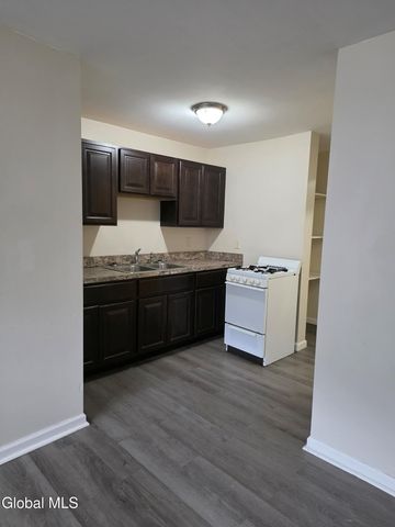 464-466 Washington Avenue, Albany, NY 12203