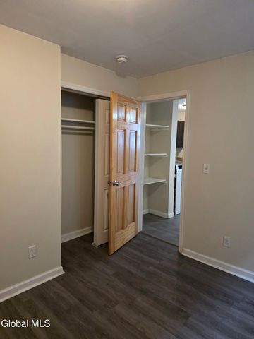 464-466 Washington Avenue, Albany, NY 12203