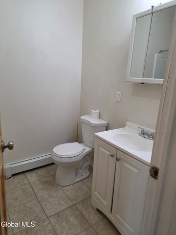464-466 Washington Avenue, Albany, NY 12203