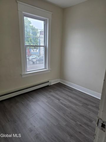 464-466 Washington Avenue, Albany, NY 12203