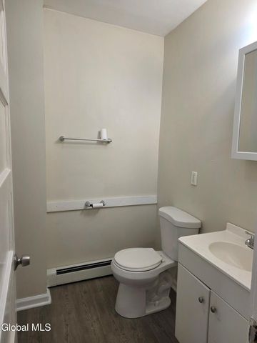 464-466 Washington Avenue, Albany, NY 12203