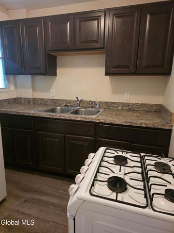 464-466 Washington Avenue, Albany, NY 12203