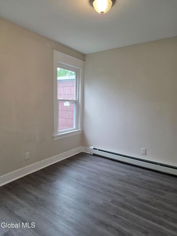 464-466 Washington Avenue, Albany, NY 12203
