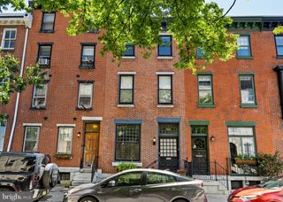 2226 LOCUST ST, Philadelphia, PA 19103