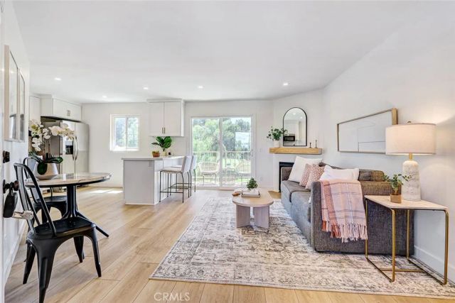 4701 E Anaheim 304, Long Beach, CA 90804