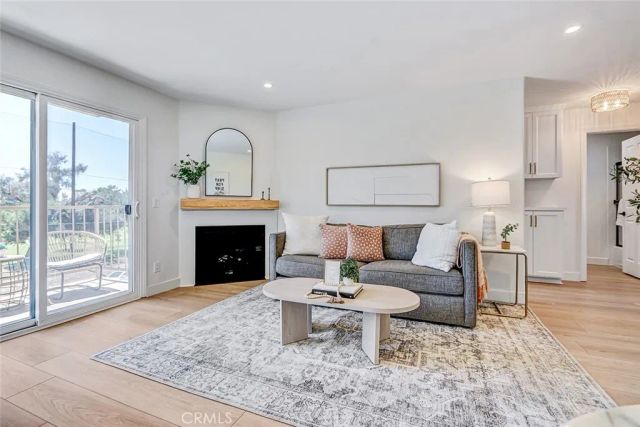 4701 E Anaheim 304, Long Beach, CA 90804