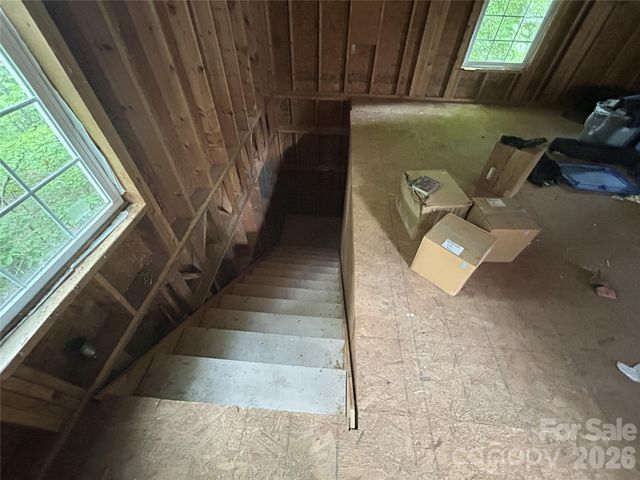 34 England Valley Road, Weaverville, NC 28787